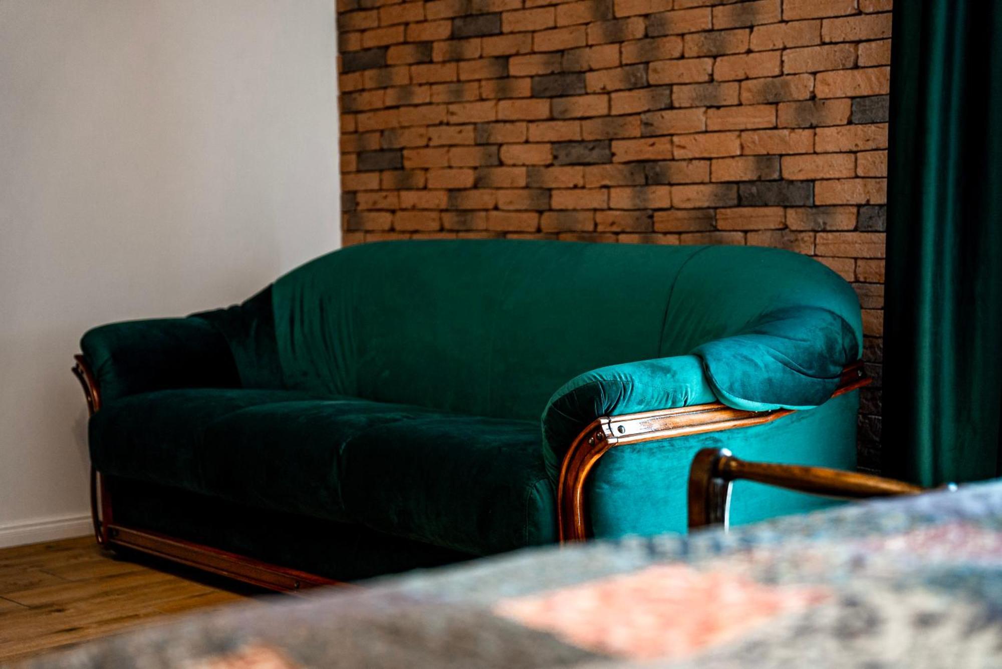 Boutique Marlen Bed & Breakfast Ghimbav Exterior photo