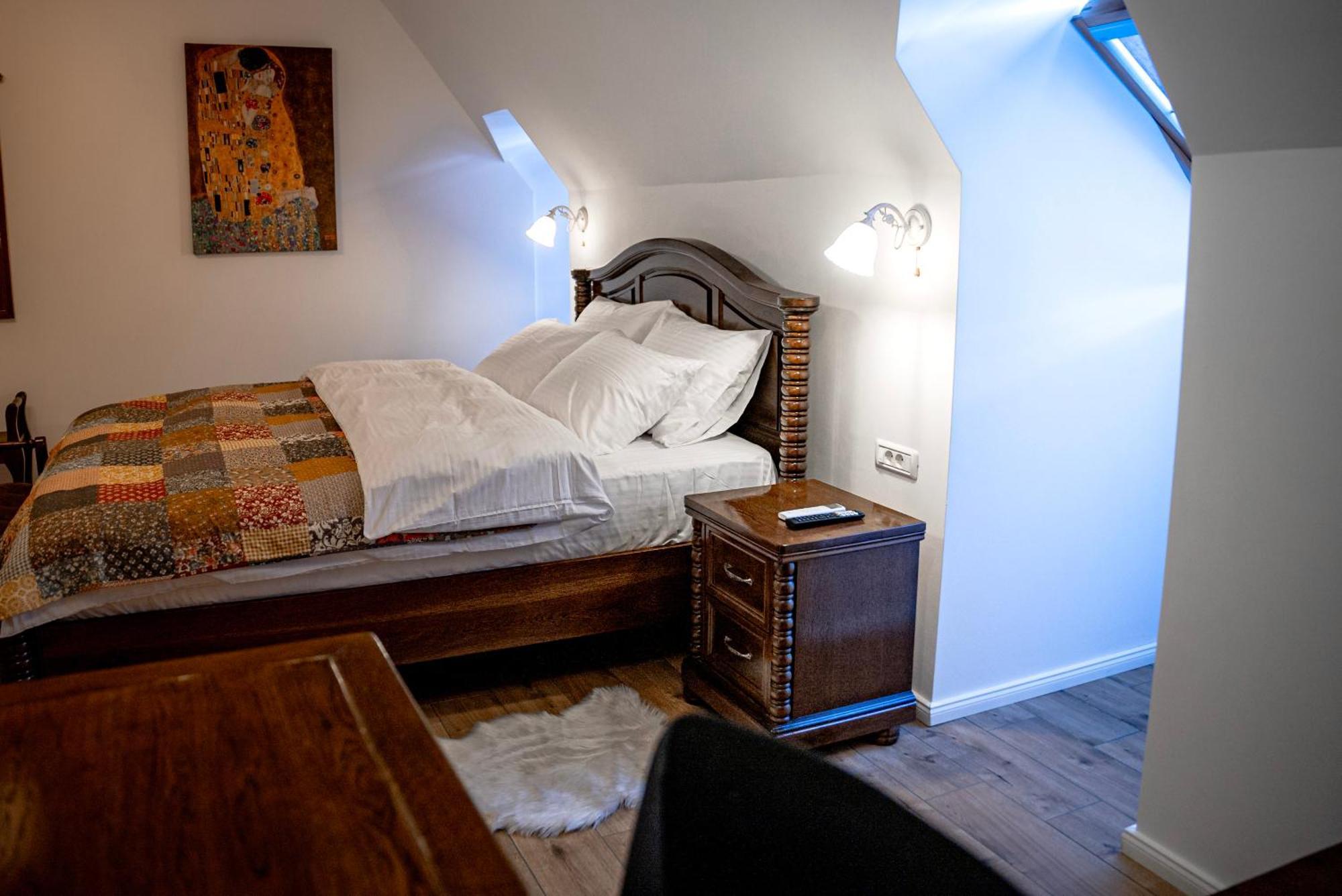 Boutique Marlen Bed & Breakfast Ghimbav Exterior photo