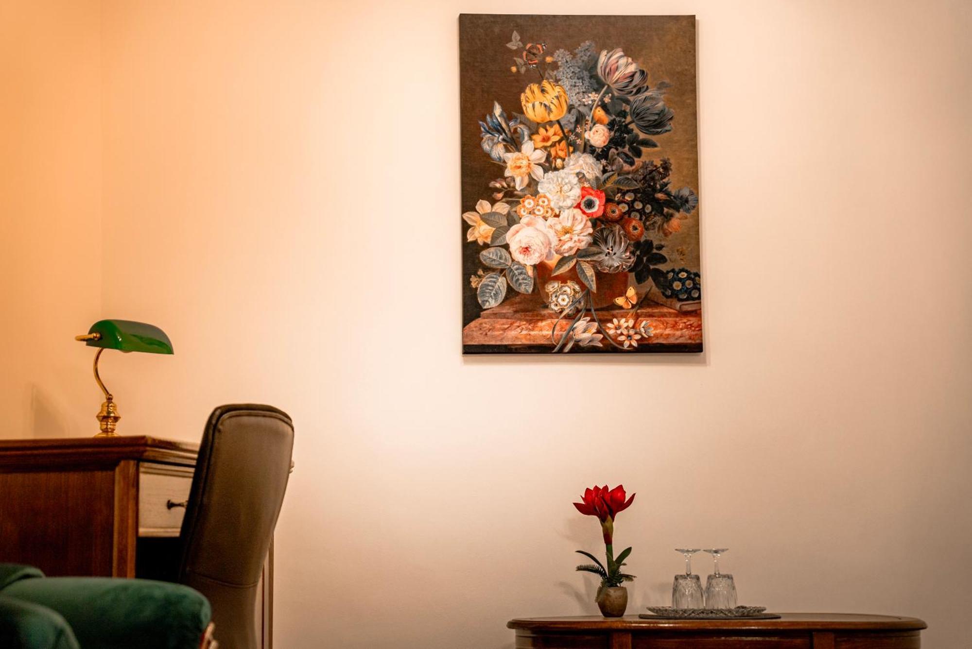 Boutique Marlen Bed & Breakfast Ghimbav Exterior photo